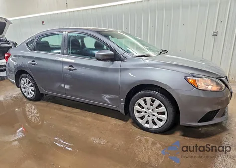 2017 Nissan Sentra S z USA, uszkodzony, nr VIN 3N1AB7AP3HY210289